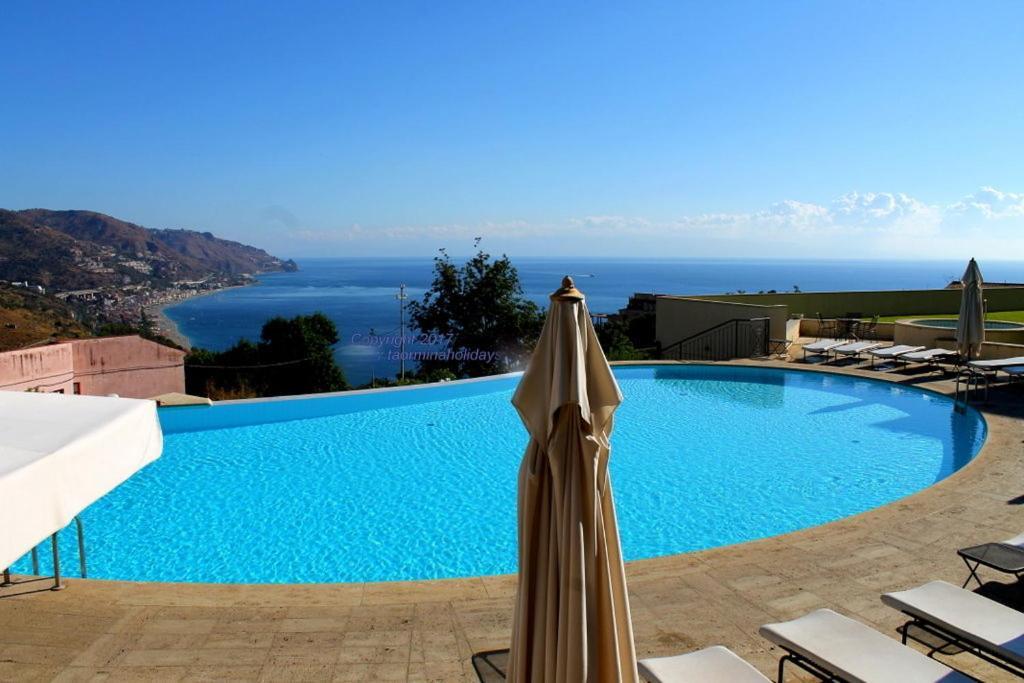 Bayview Apartment - Taormina Holidays Екстериор снимка